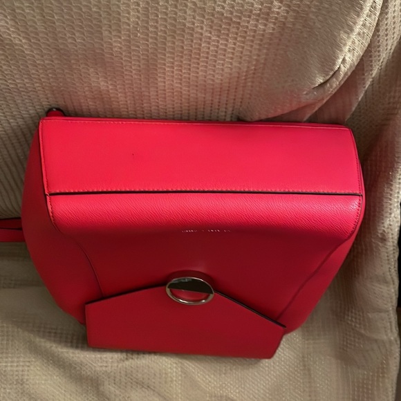Charles&Keith backbag red - Picture 3 of 7
